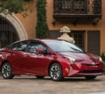 Toyota Gives Bang for Buck With 2016 Prius