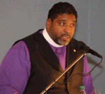 NCNAACP leader decides to stay until October